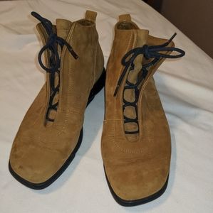 Arche Yellow Ochre ankle boots